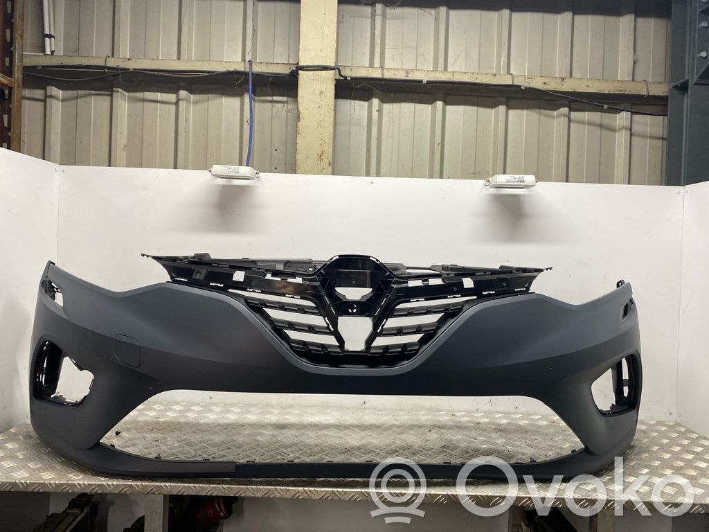 Renault Clio V Parachoques delantero 