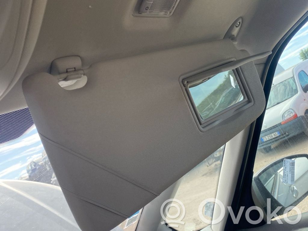 Sun visor   1880327