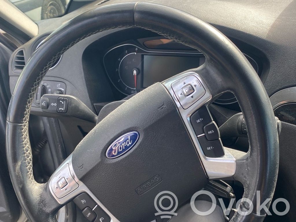 Ford S-MAX Ohjauspyörä 