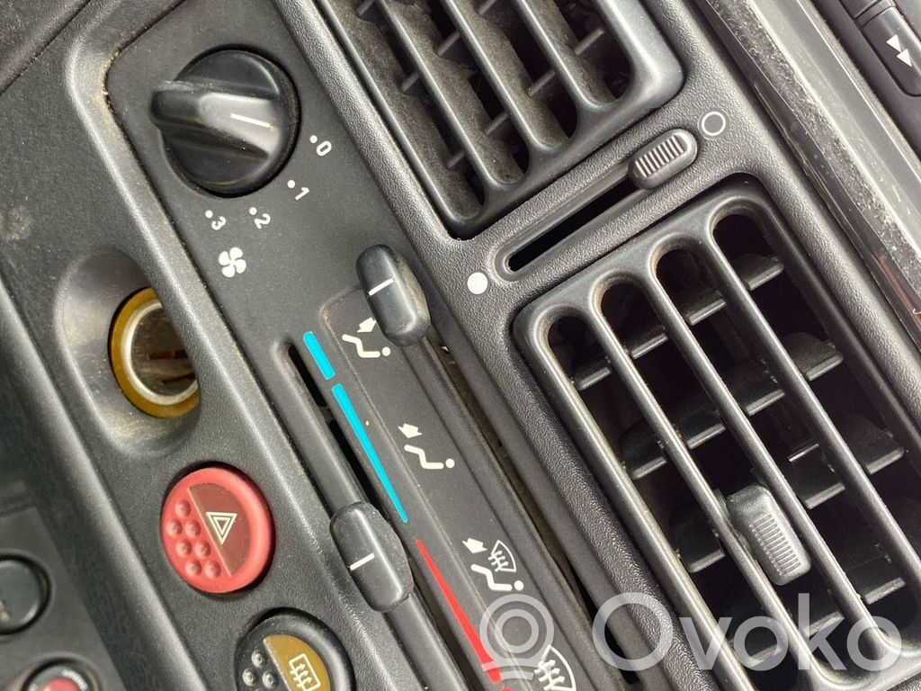 Peugeot 106 Centralina del climatizzatore 