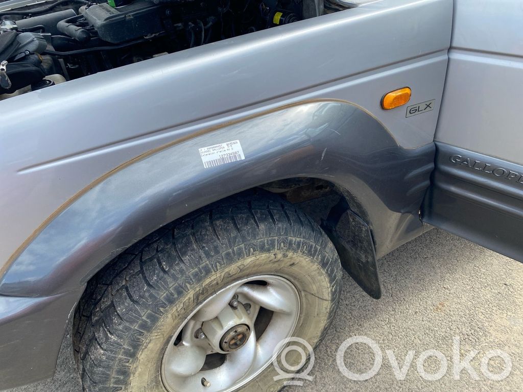 Hyundai Galloper Rivestimento passaruota anteriore 