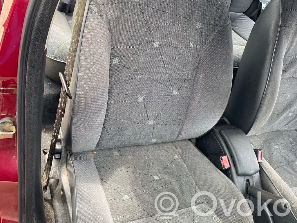 Citroen Xsara Etumatkustajan istuin 