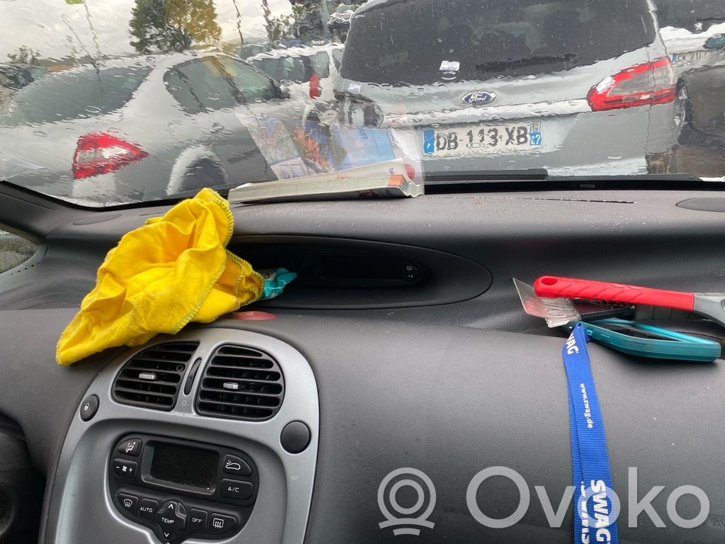 Citroen Xsara Picasso Panel de instrumentos 