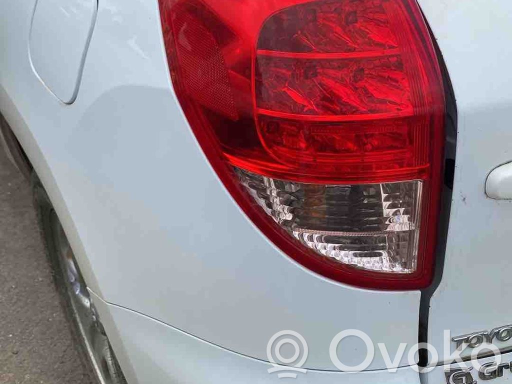 Toyota RAV 4 (XA30) Lampă spate în caroserie 