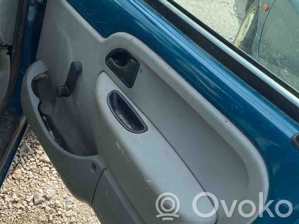 Renault Kangoo I Revestimiento de puerta delantera 