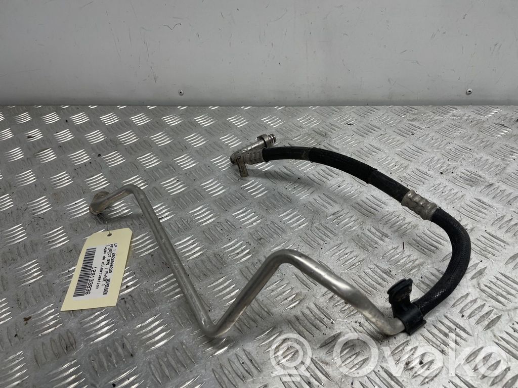 Peugeot 208 I Ilmastointilaitteen putki (A/C) 