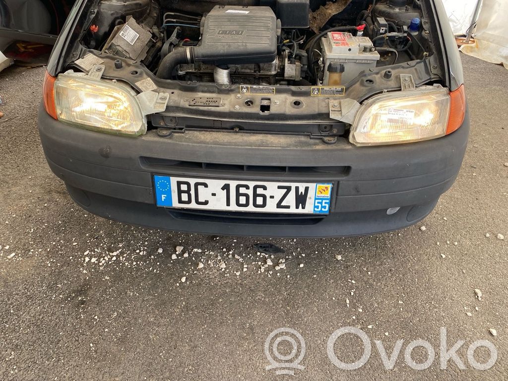 Fiat Punto (176) Bară față 