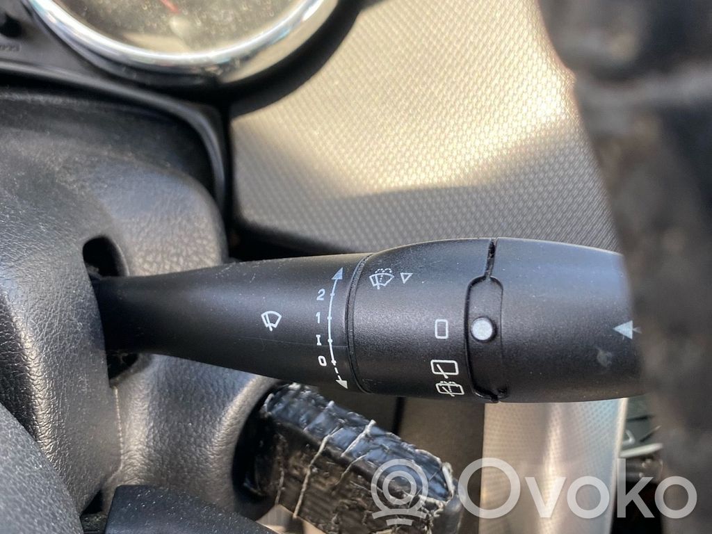 Peugeot 207 Commodo, commande essuie-glace/phare