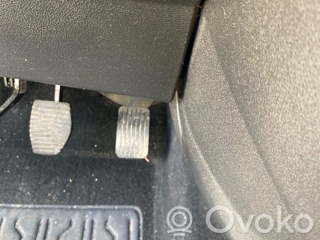 Pedal del acelerador   1601EA