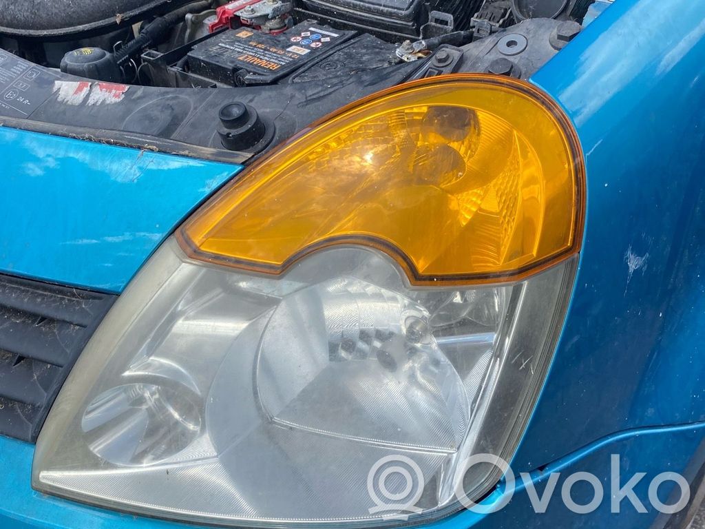 Renault Modus Lampa przednia