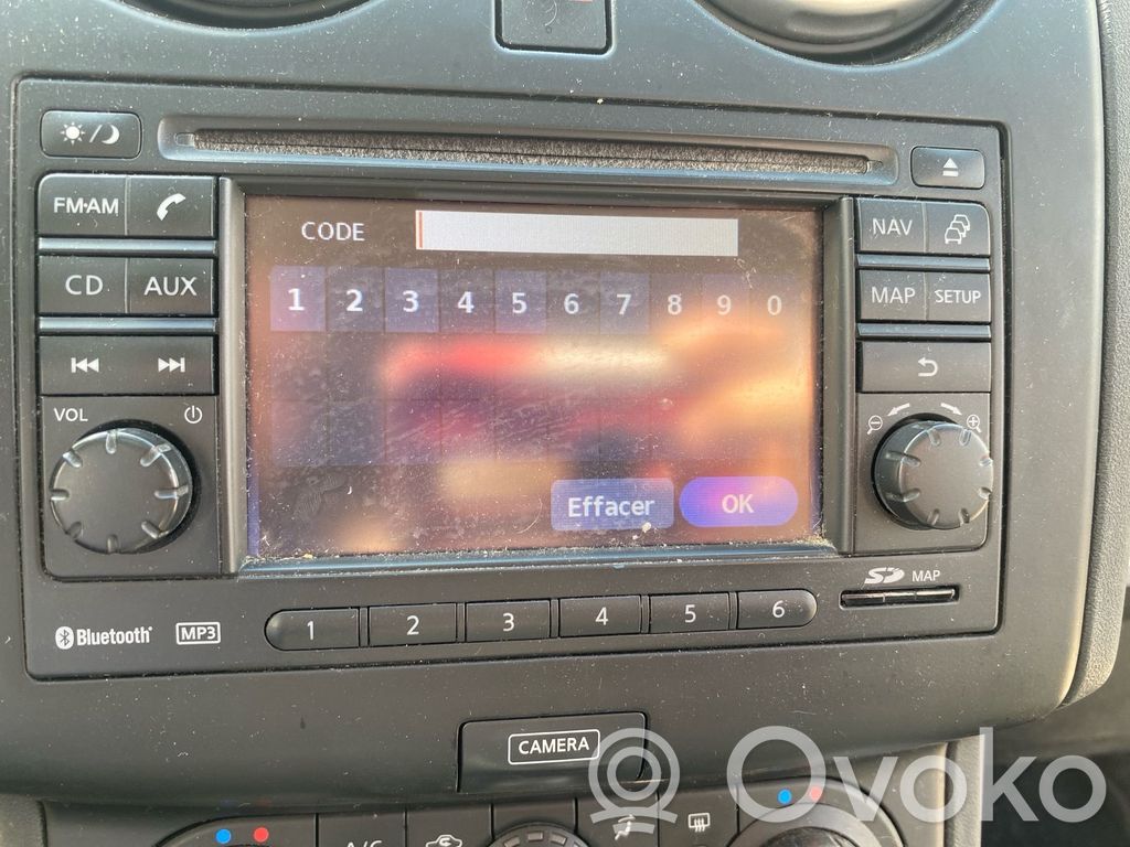 Nissan Qashqai Monitor / wyświetlacz / ekran 