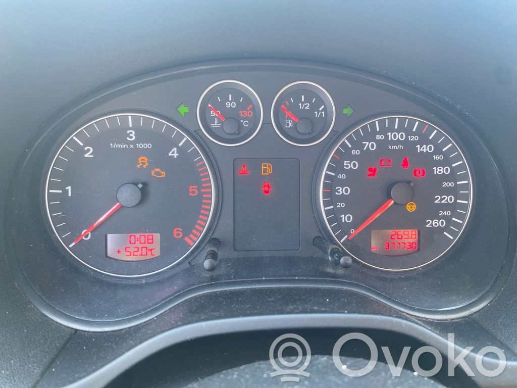 Audi A3 S3 8P Vitezometru (grup de instrumente)