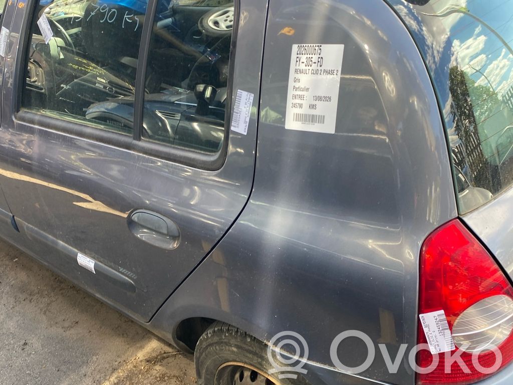 Renault Clio II Ćwiartka tylna 