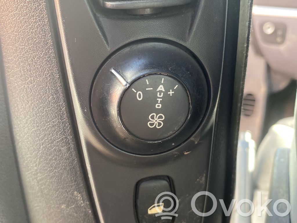 Peugeot 807 Centralina del climatizzatore 