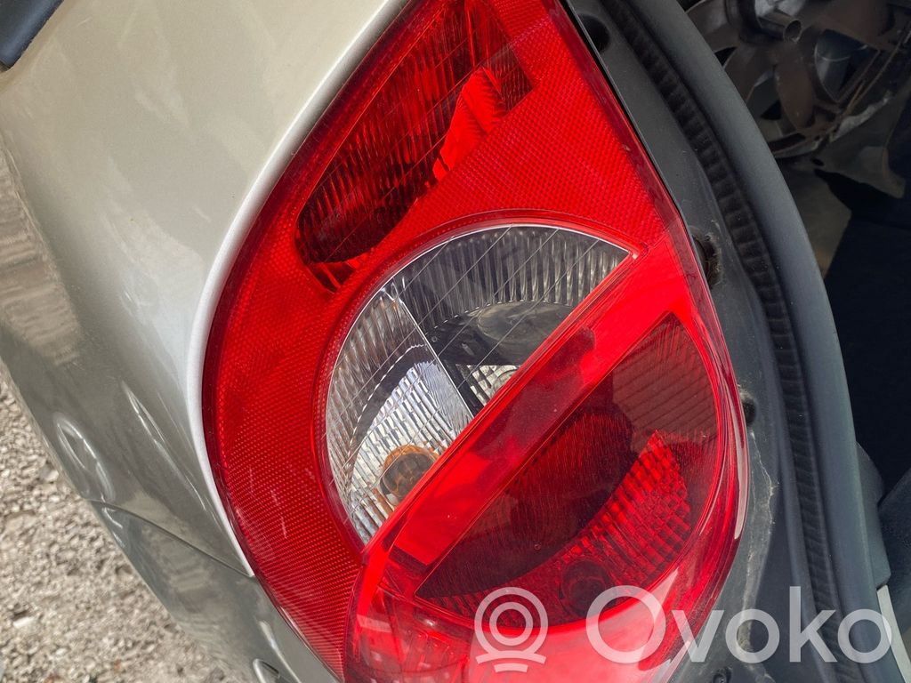 Renault Clio III Lampa tylna 