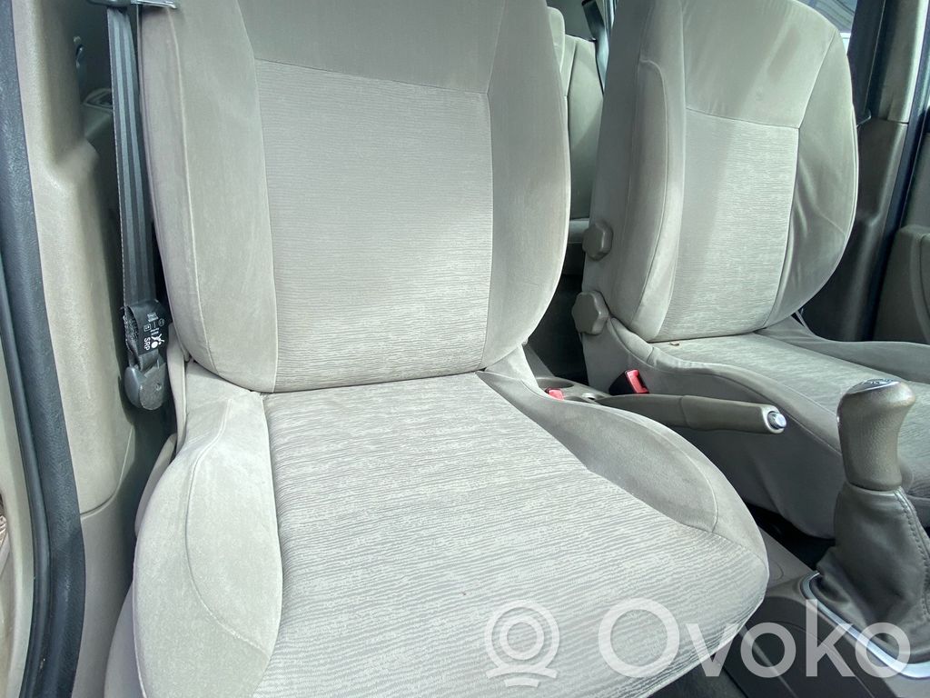 Renault Clio III Sedile anteriore del passeggero 