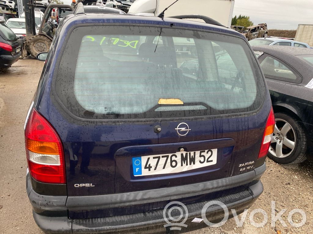 Opel Zafira A Couvercle de coffre 