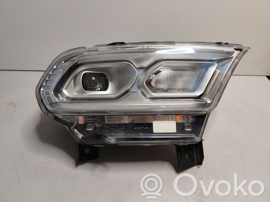 Dodge Durango Phare frontale 