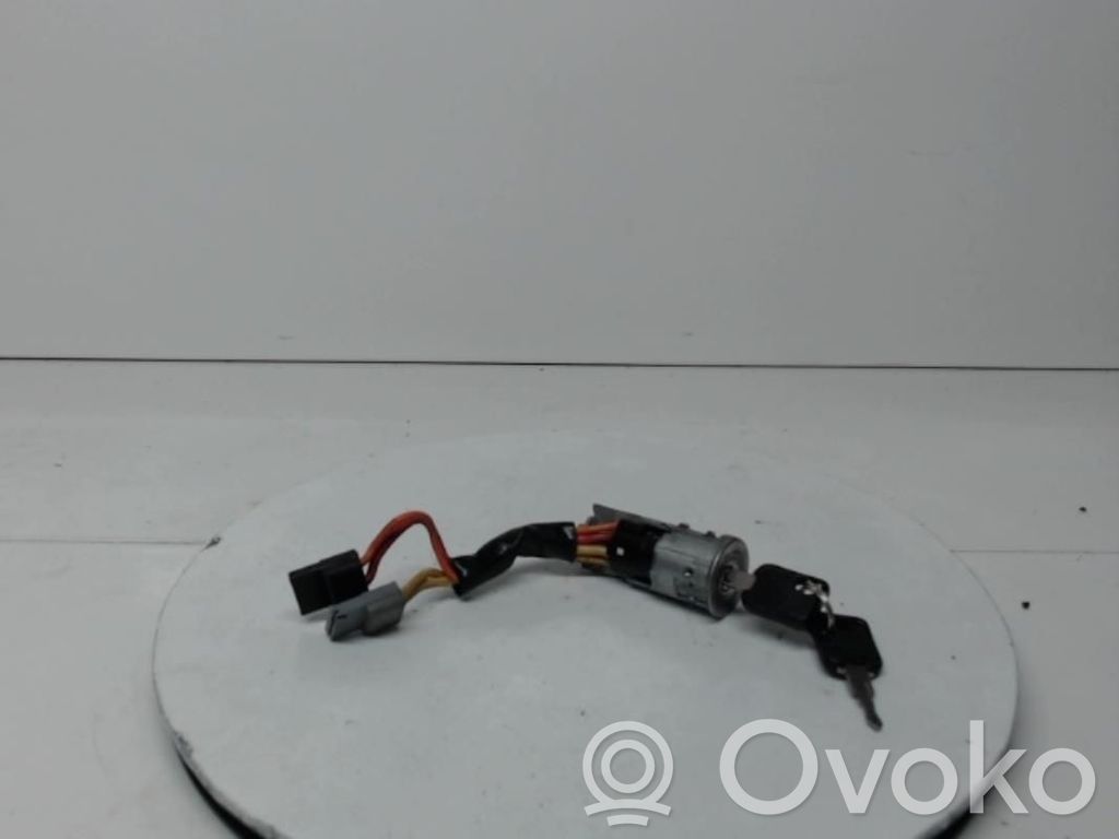 Renault Clio I Ignition lock 