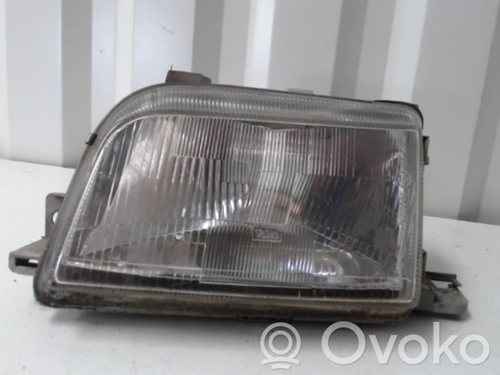 Renault Clio I Headlight/headlamp 
