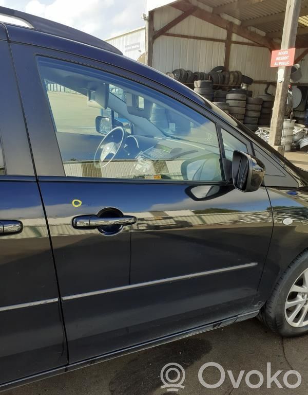 Mazda 5 Front door lock 