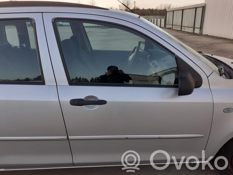 Mazda 2 Дверь 