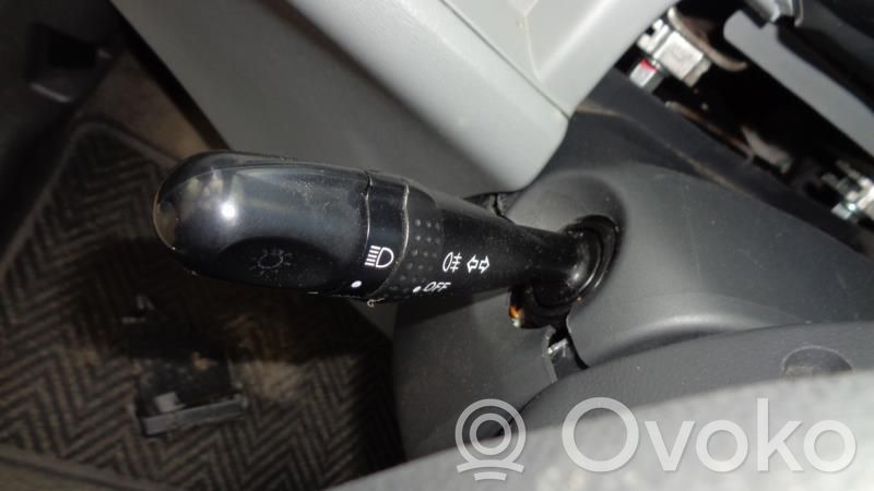 Nissan Pixo Palanca de intermitentes 