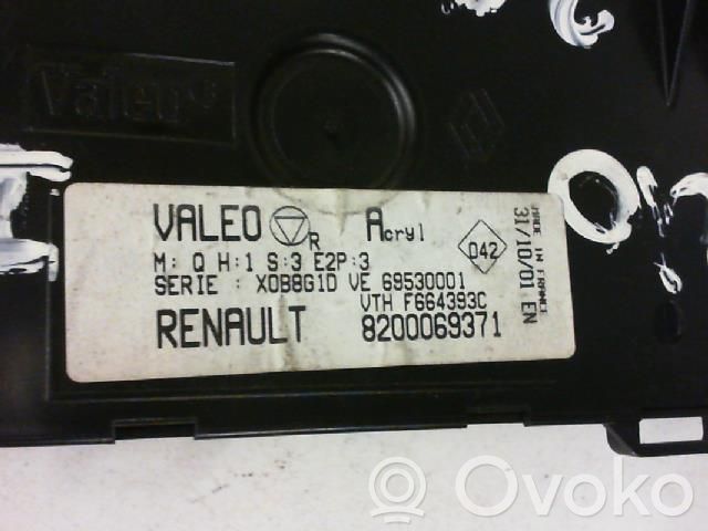 Renault Clio II Climate control unit 