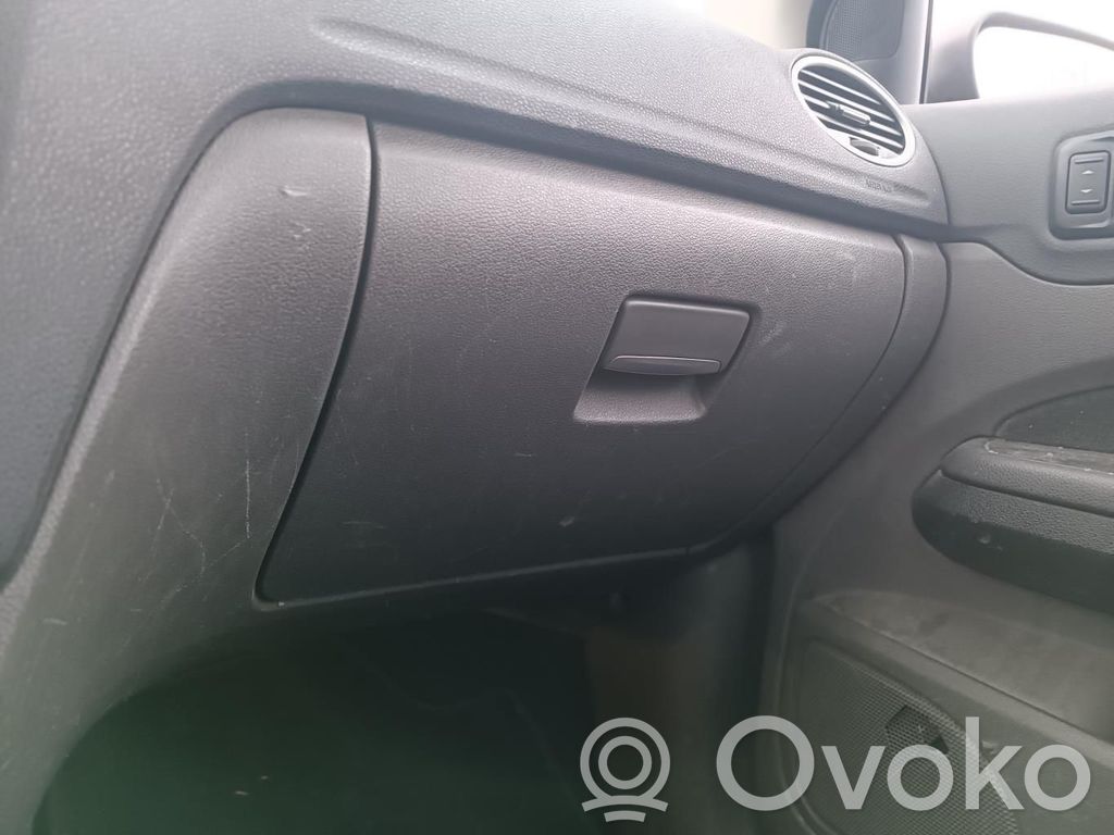 Ford Focus Glove box set 