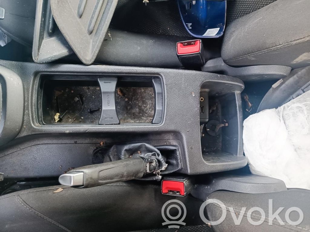 Ford Focus Hebilla del cinturón delantero 