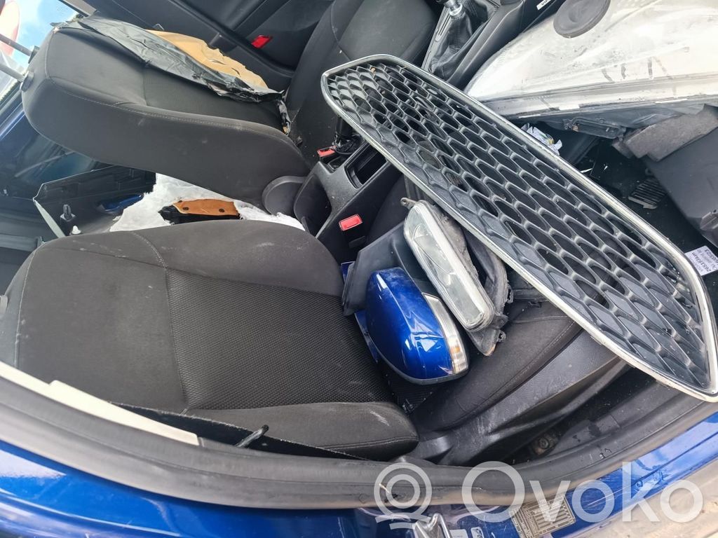 Ford Focus Cinturón delantero 