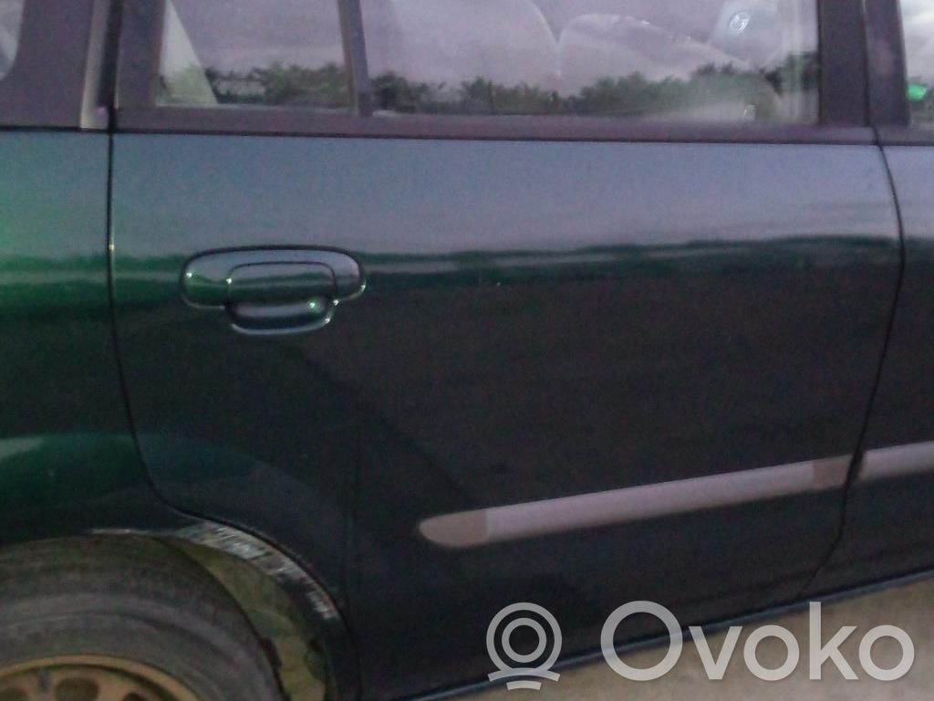Mazda Premacy Aizmugurējās durvis 