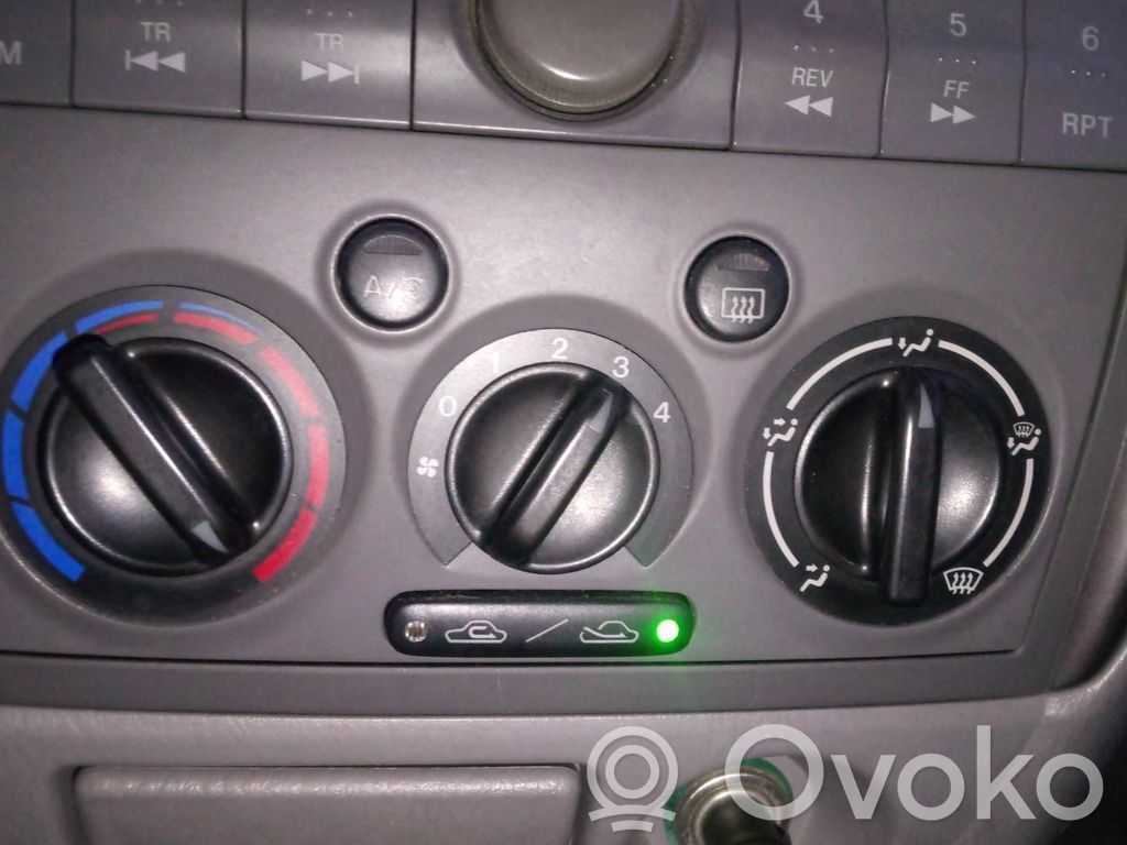 Mazda Premacy Climate control unit 