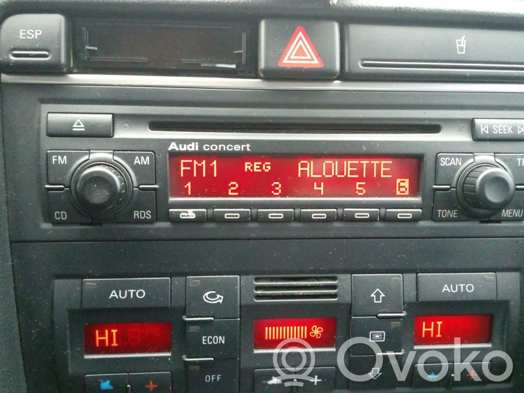 Audi A4 S4 B7 8E 8H Unitate principală radio/CD/DVD/GPS 