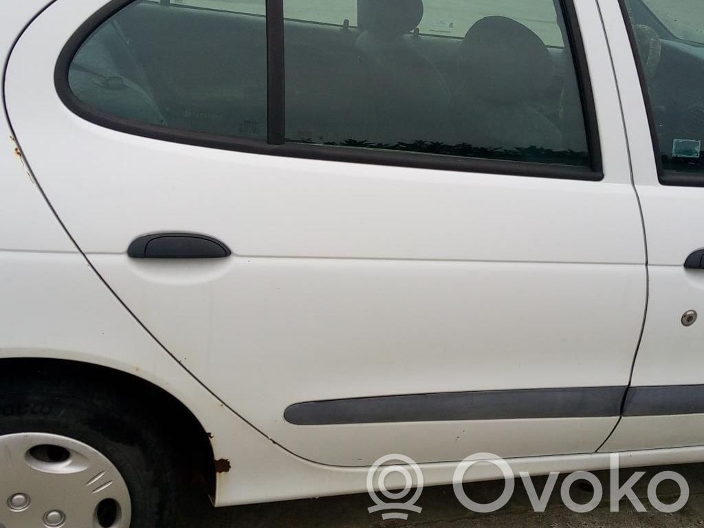 Renault Megane I Puerta trasera 