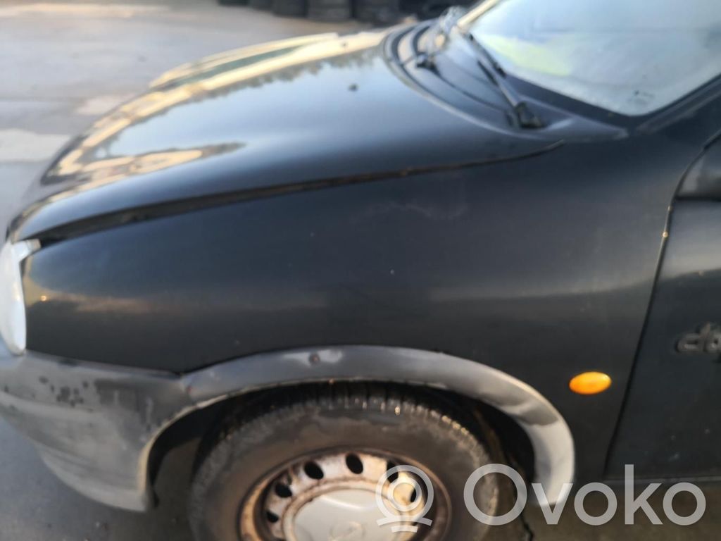 Opel Corsa B Spārns 