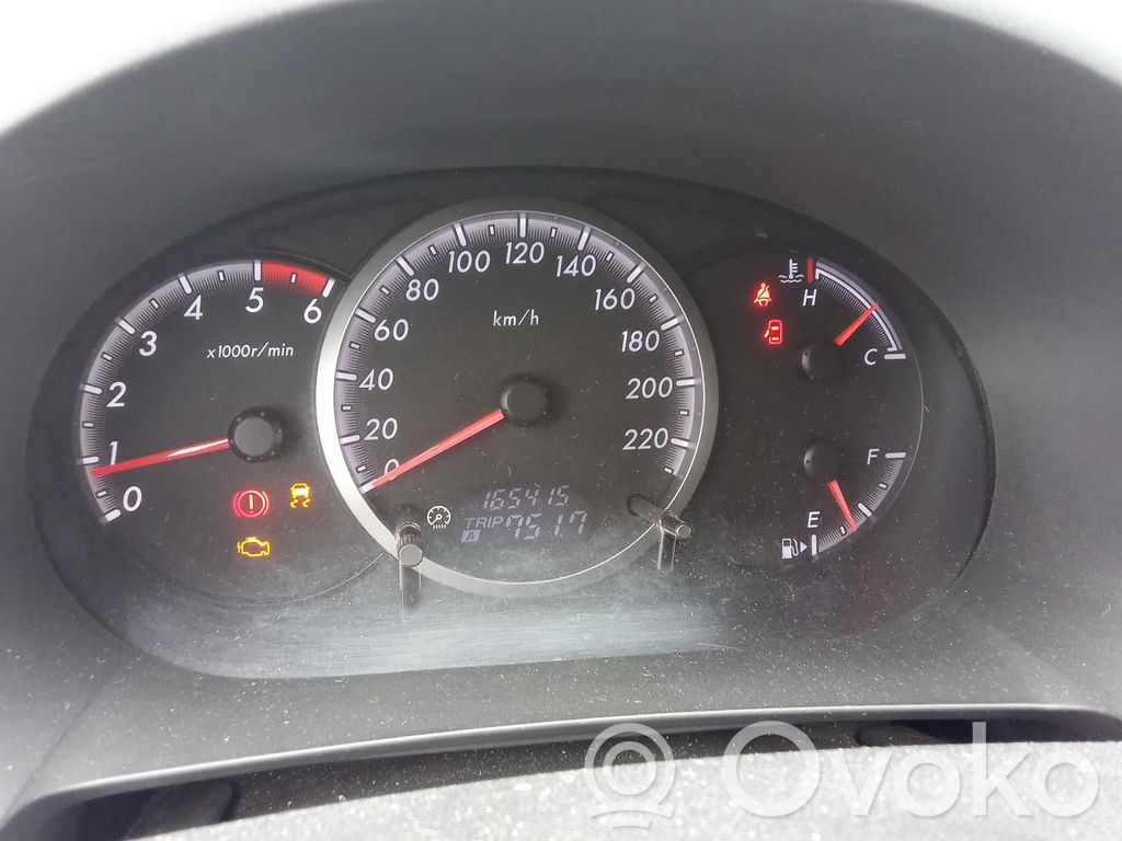 Mazda 5 Speedometer (instrument cluster) 