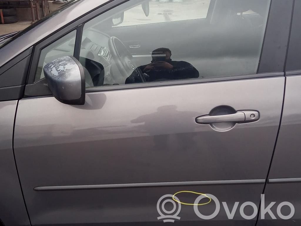 Mazda 5 Front door lock 