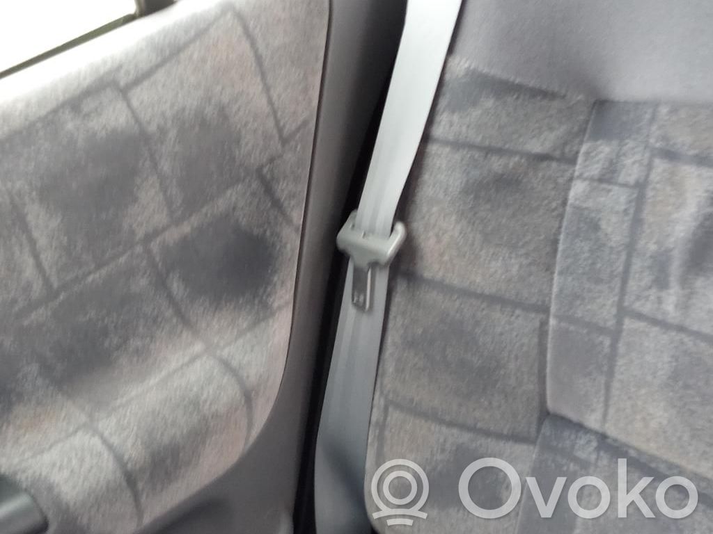Renault Megane I Cinturón trasero 