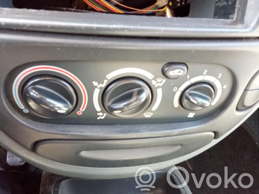 Renault Megane I Climate control unit 