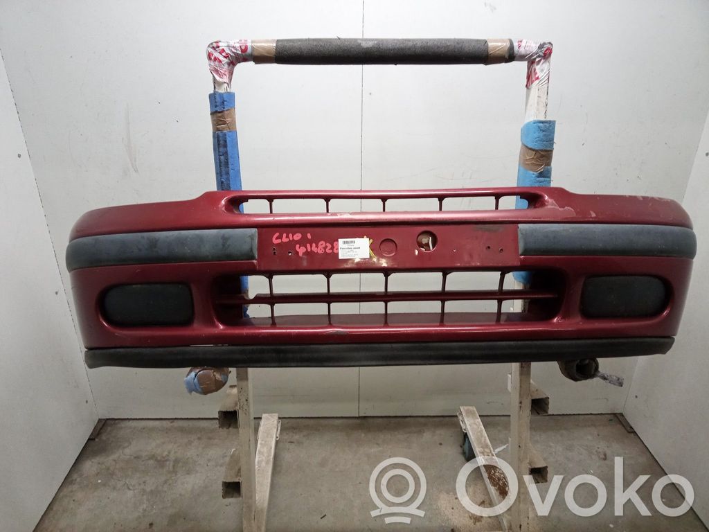 Renault Clio I Front bumper 