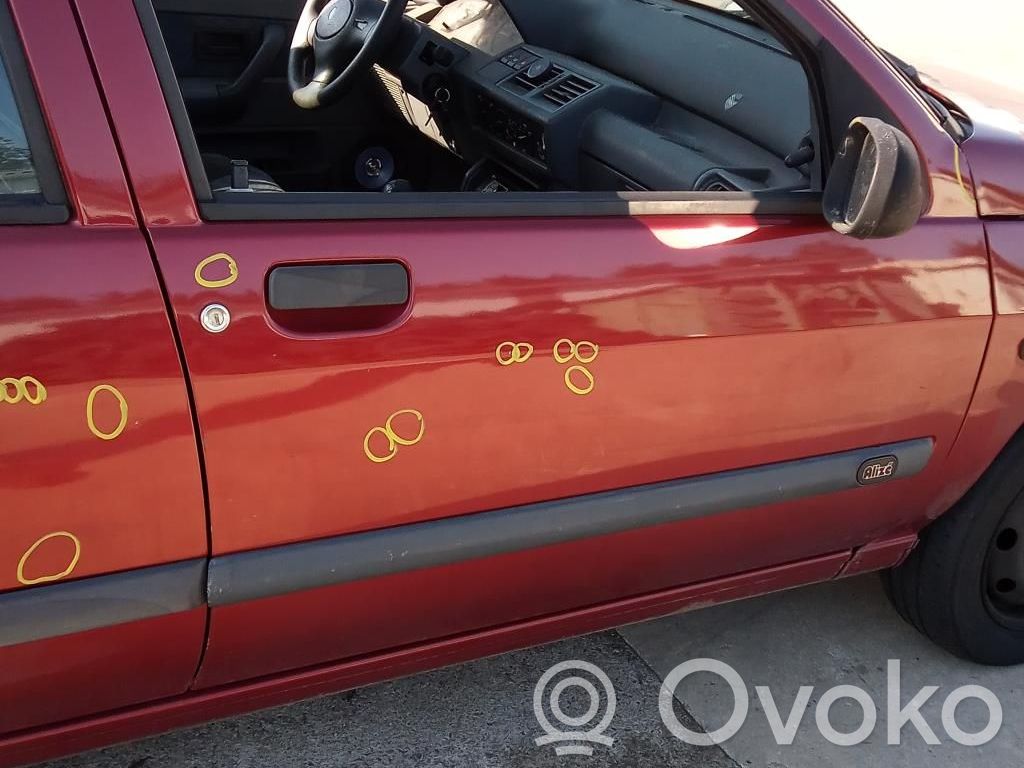 Renault Clio I Front door lock 