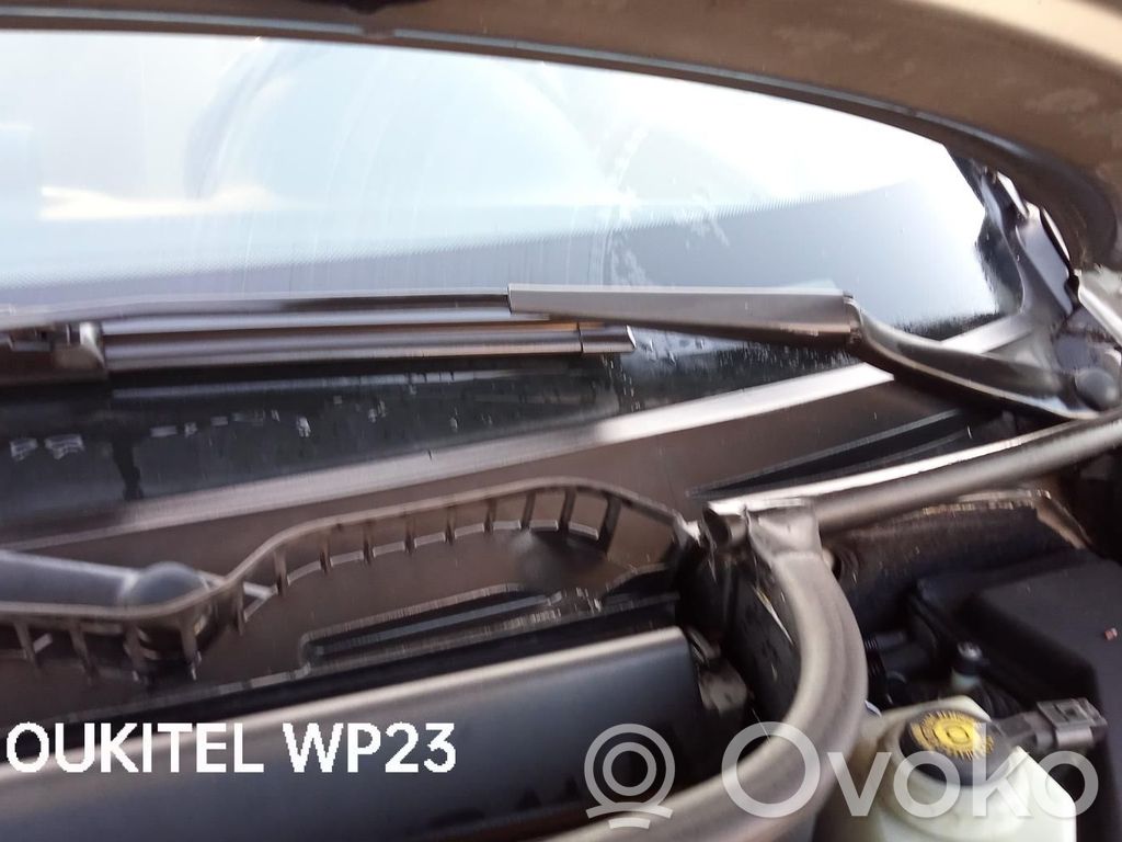 BMW X3 E83 Wischerarm vorne 