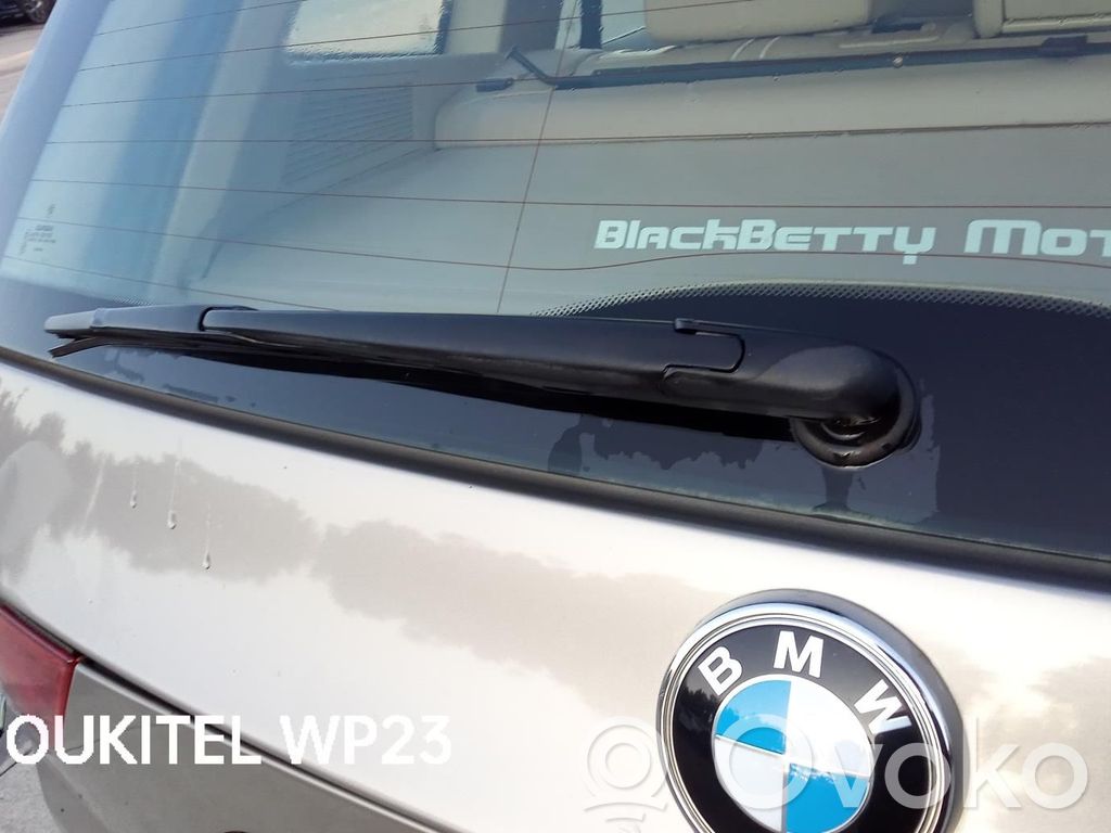 BMW X3 E83 Wischermotor Heckscheibe 