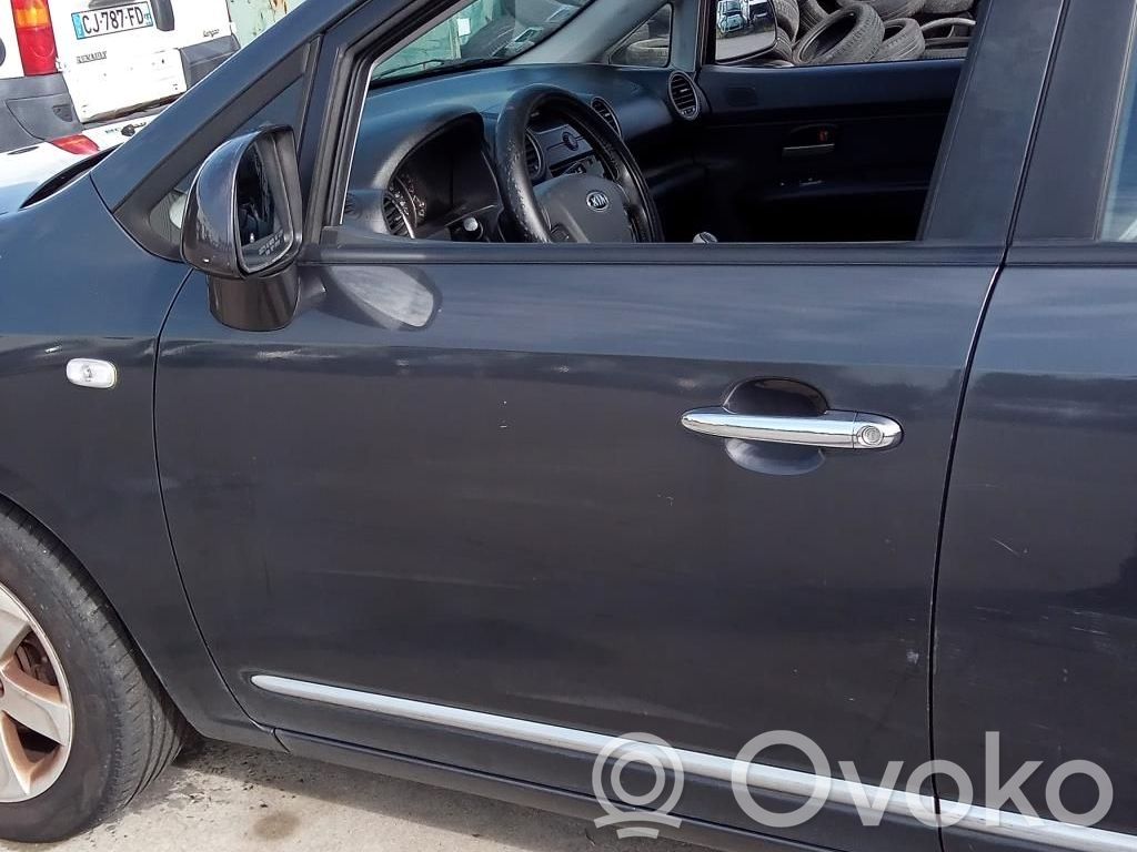 KIA Carens II Puerta delantera 