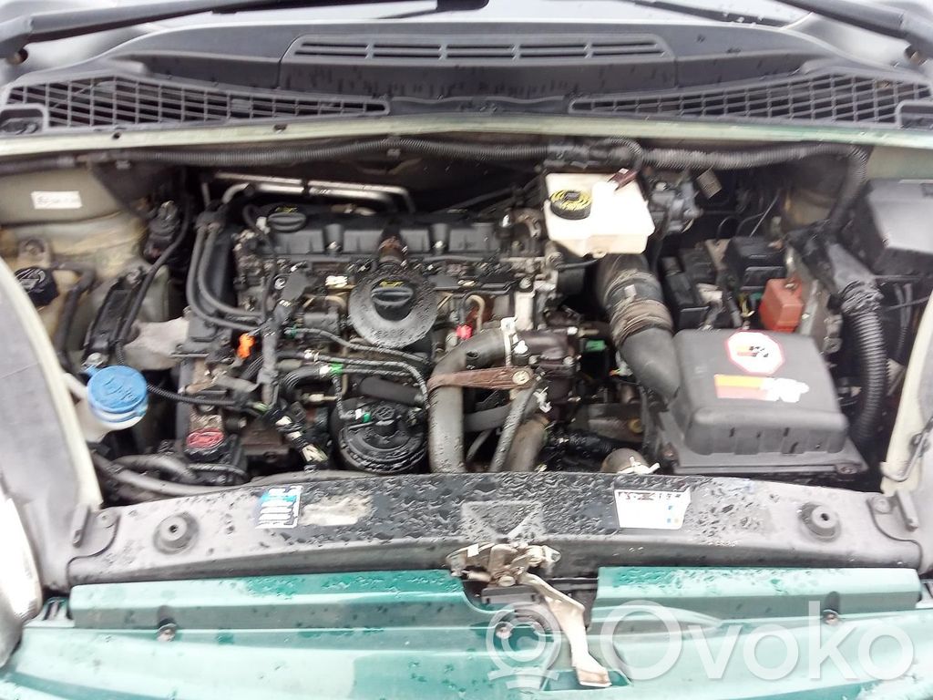 Citroen Xsara Picasso Starteris 