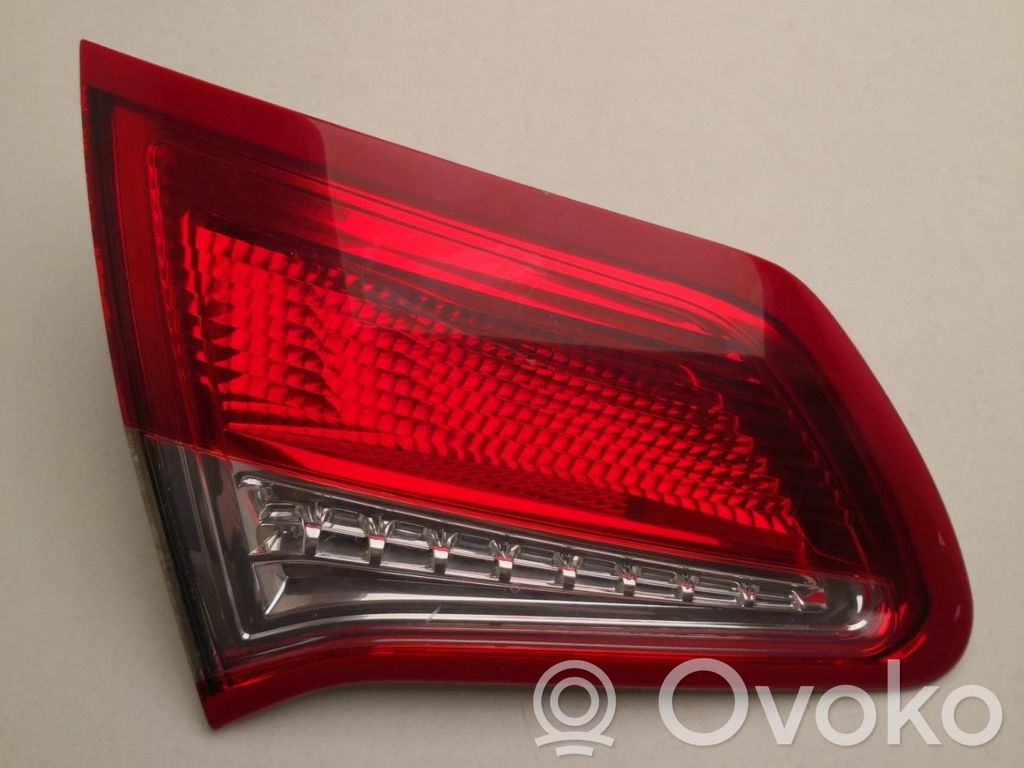 Citroen C4 II Tailgate rear/tail lights 