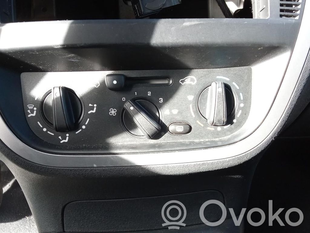 Citroen C2 Climate control unit 