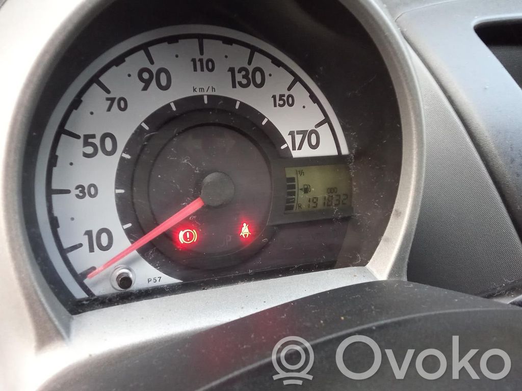 Toyota Aygo AB10 Speedometer (instrument cluster) 