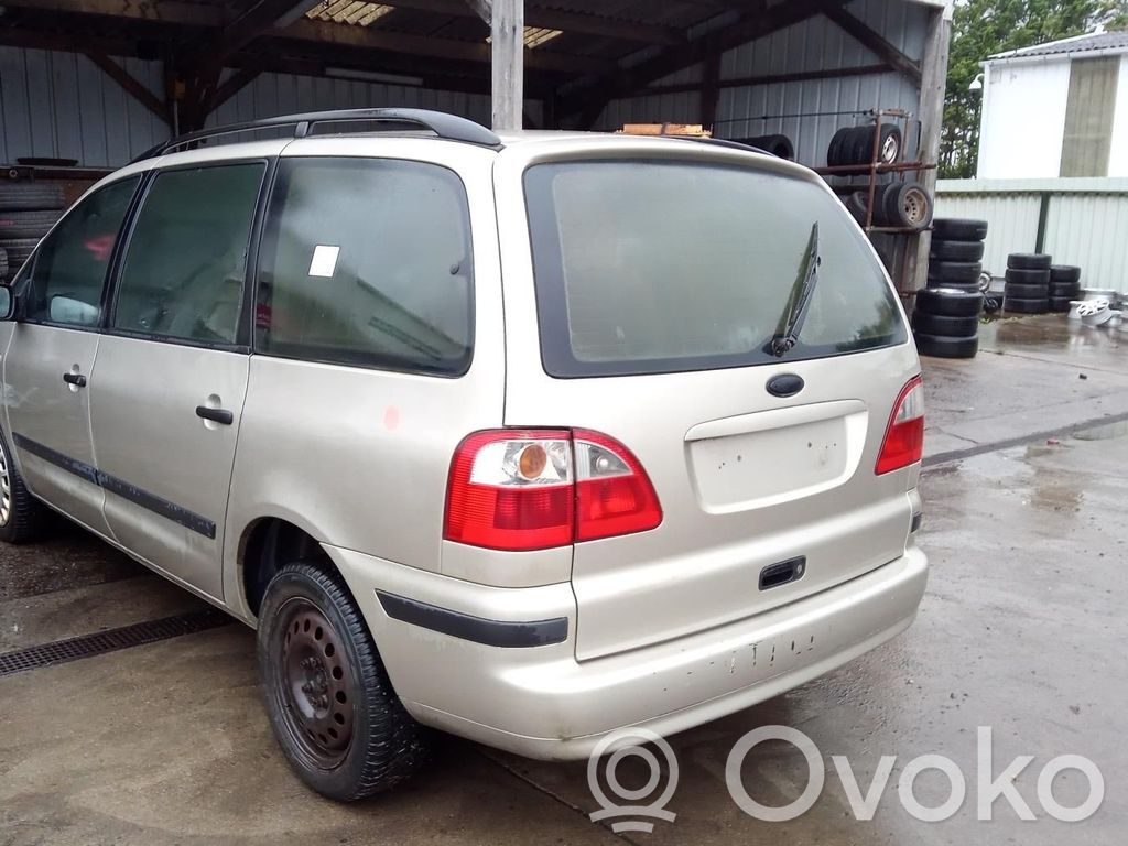 Ford Galaxy Задний суппорт 
